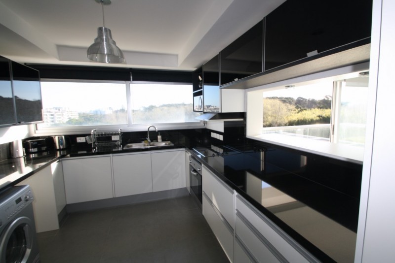 Apartamento en alquiler en Brava 
